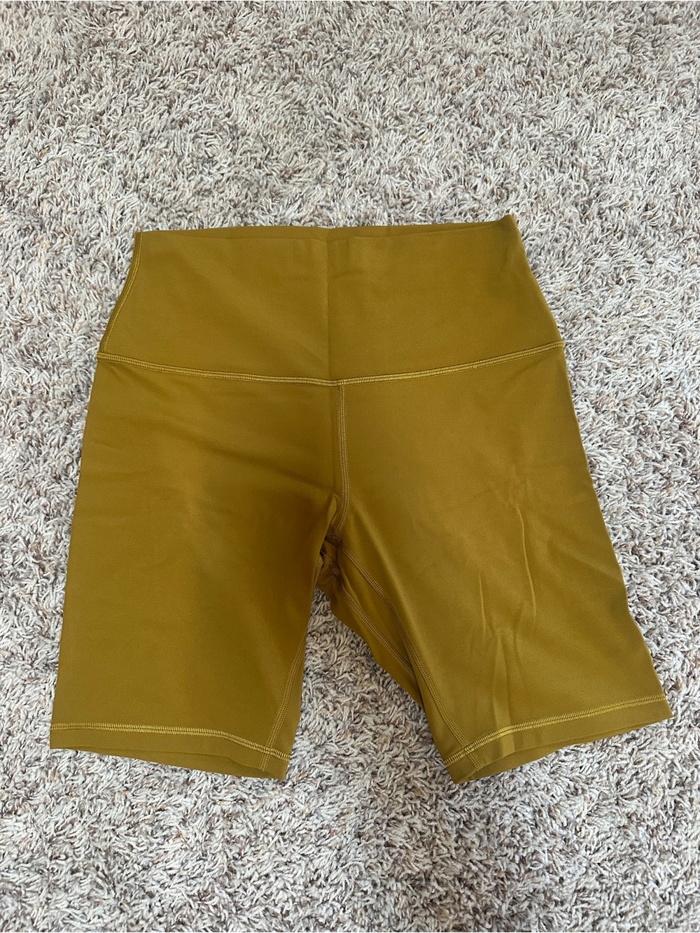 lululemon athletica Align HR Shorts 9” sz 8 gold spice